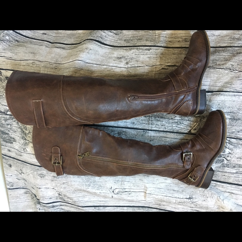 G by guess boots like new size 6 low heel